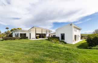 2538 State Highway 50, Roys Hill