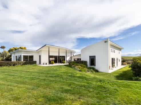 2538 State Highway 50, Roys Hill