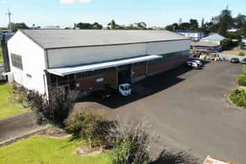 Affordable warehouse opportunity with yard