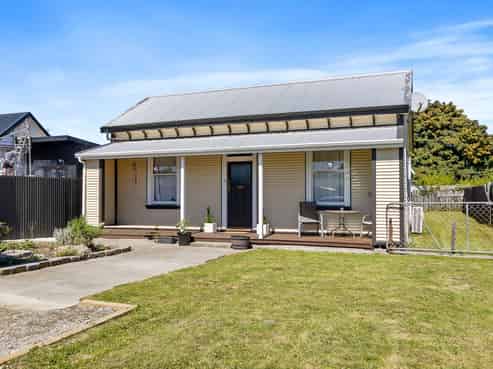 5 Leckie Street, Redruth