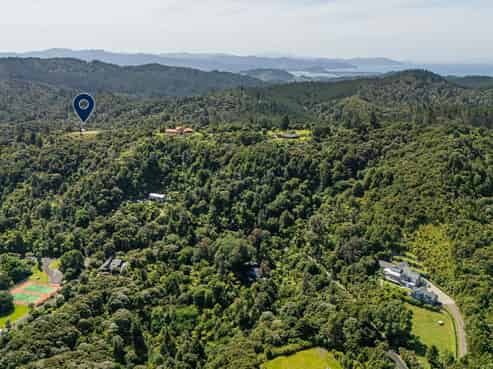 57 Tarapatiki Drive, Whitianga