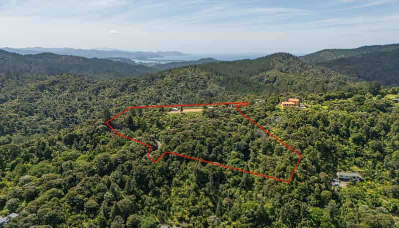 57 Tarapatiki Drive, Whitianga
