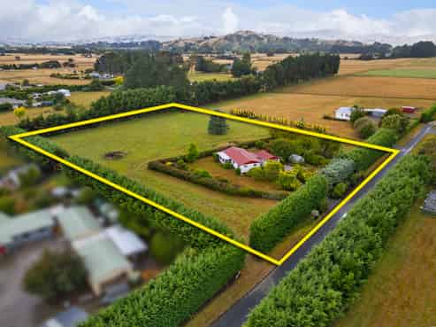 524H Paierau Road, Opaki