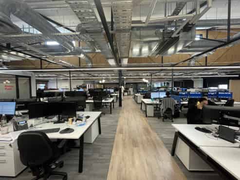 Quality fitted Ellerslie office available now