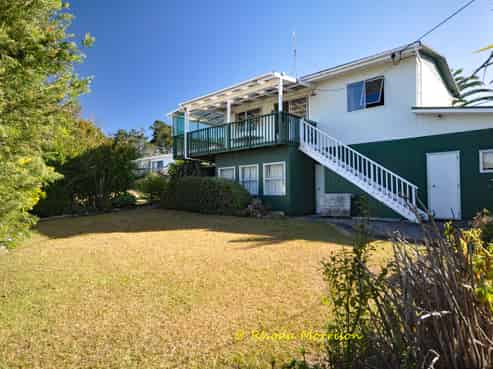 1 Sandy Beach Road, Tinopai