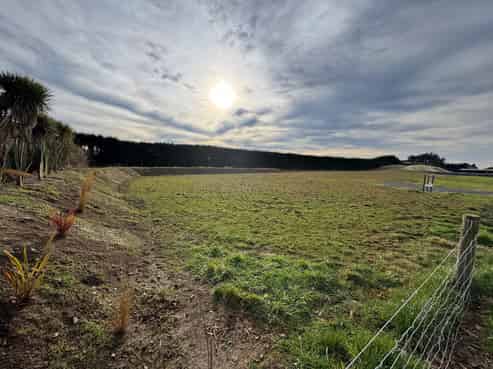 101A Black Road, Otatara