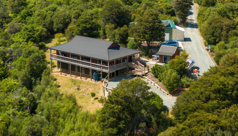 16 Tai Close, Kaiuma Bay
