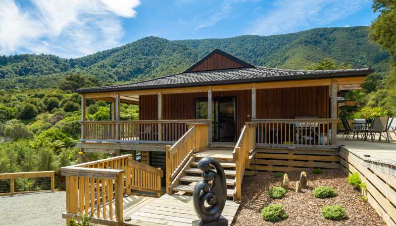 16 Tai Close, Kaiuma Bay