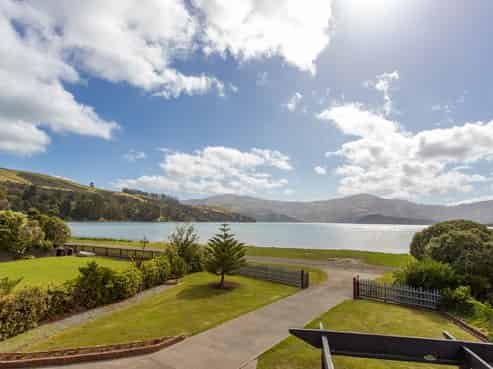 10 Takamatua Beach Road, Takamatua