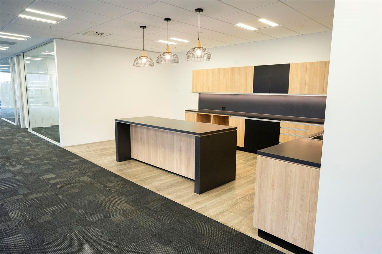 Premium grade with existing fitout on Willis - Fler