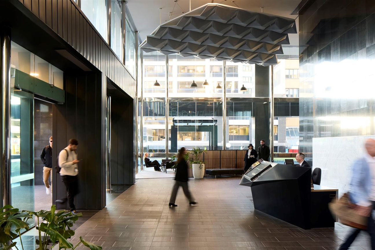 Premium grade with existing fitout on Willis - Bild 3