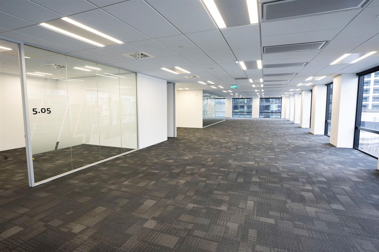 Premium grade with existing fitout on Willis - Bild 6