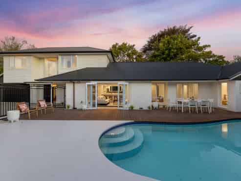 12A Holmwood Road, Merivale