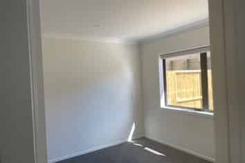 3/33 Cowley Drive, Temple View