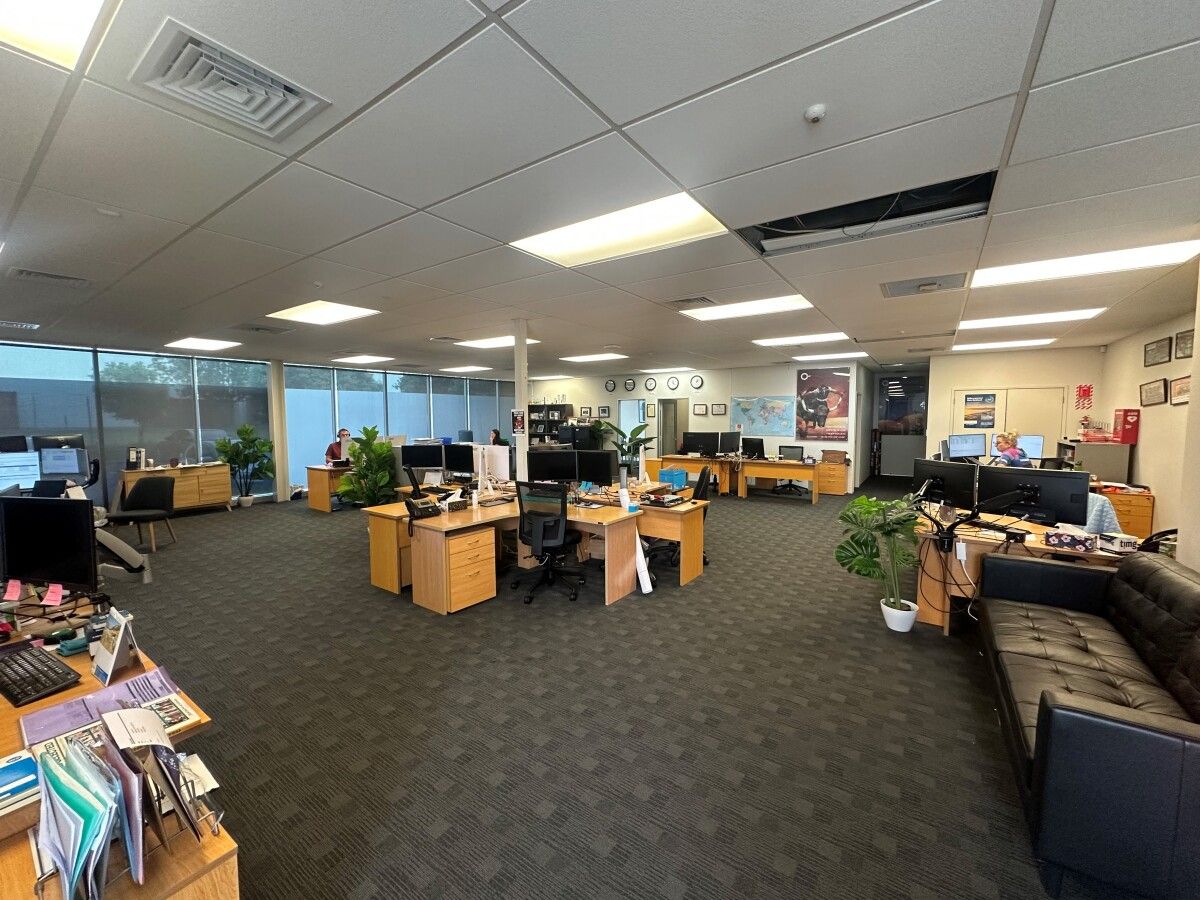 Ground Floor Airport Office - Ansicht 4