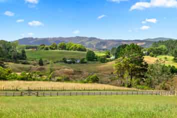 74d Broken Bridge Road, Hunua
