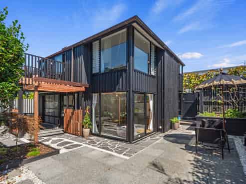 2/21 Hauraki Road, Hauraki
