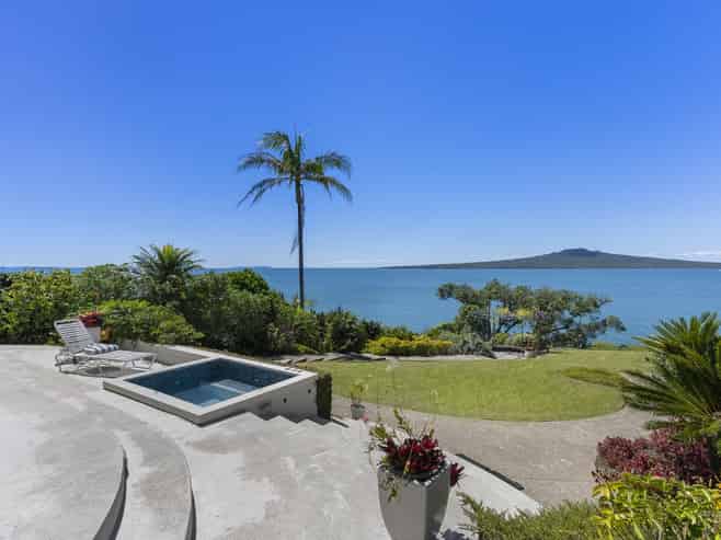 18 Hamana Street, Narrow Neck, Devonport