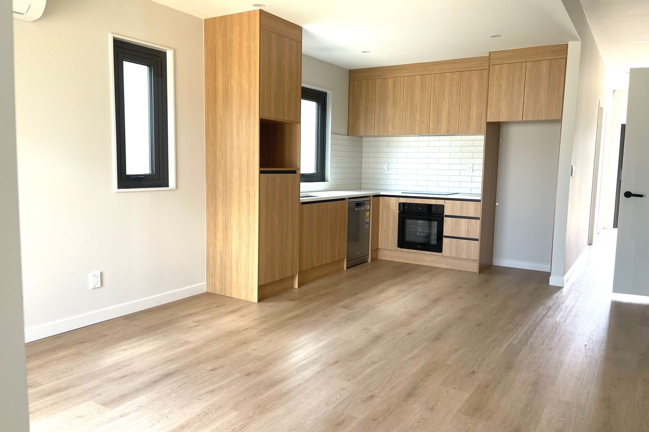 Amazing Value! Brand New Standalone Home - Widok 5