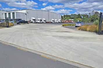 1,500M² - 2,000M² OF TRANSPORT YARD
