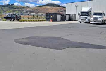 1,500M² - 2,000M² OF TRANSPORT YARD

