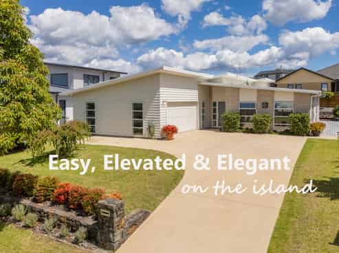 16 Leeward Drive, Whitianga