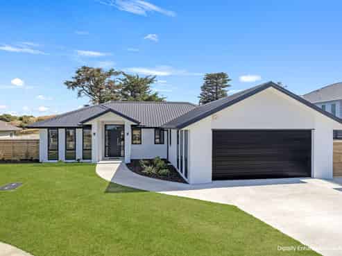 44 Tirimoana Place, Otamatea