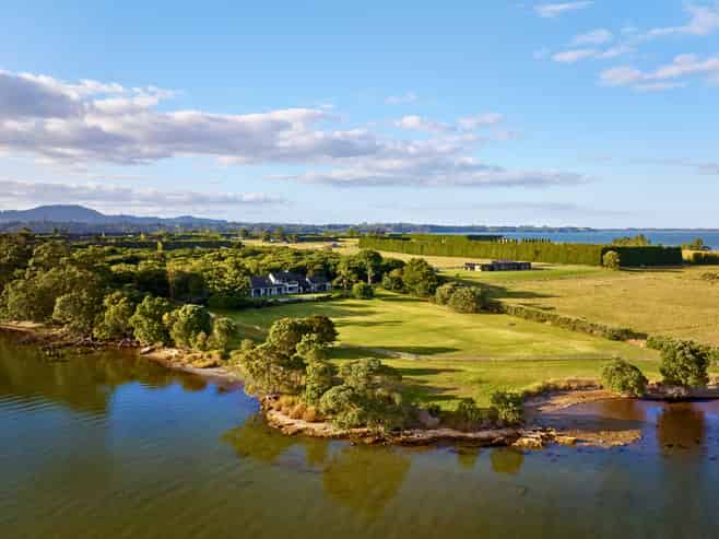 258E Beach Road, Katikati