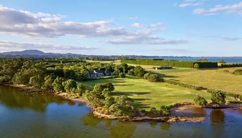 258E Beach Road, Katikati