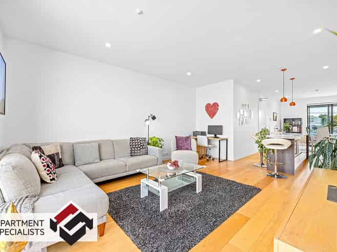 987 Mt Eden Road, Three Kings