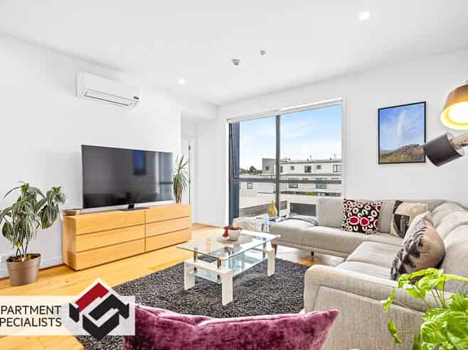 987 Mt Eden Road, Three Kings