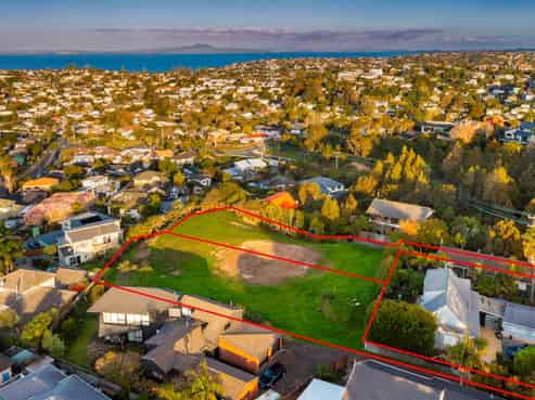 143 Glenvar Road, Torbay