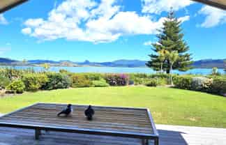  132 Harbour Drive, Matarangi