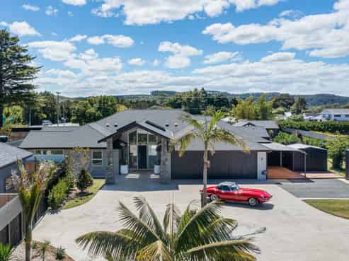 8A Jelas Drive, Riverhead