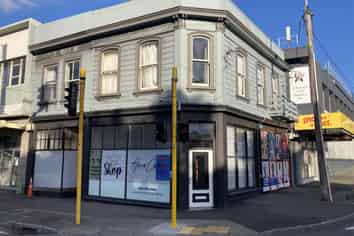 Stand Out Shop on State High One - Basin Reserve
