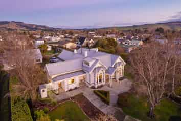 25 Spenser St, Milton