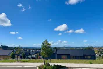 2 Akau Lane, Orewa