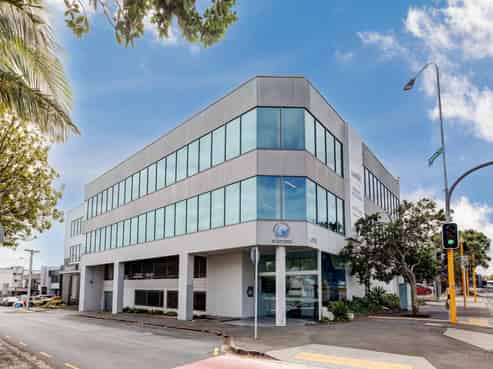 OFFICE PLUS WAREHOUSE & 15 SECURE PARKS