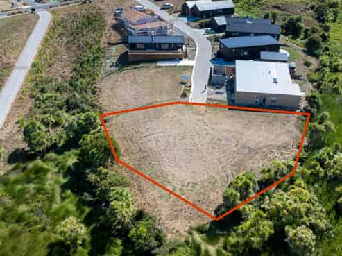 9 Waipatukahu Lane, Raglan