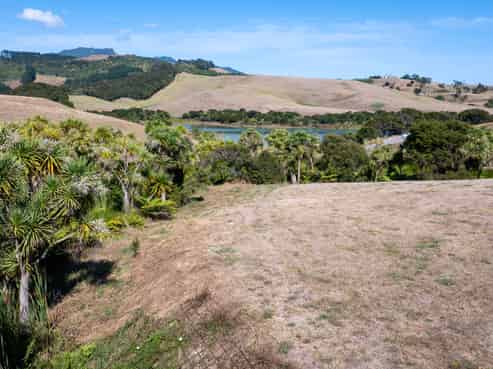 9 Waipatukahu Lane, Raglan