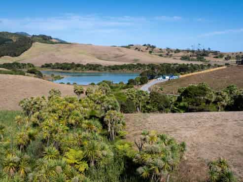 9 Waipatukahu Lane, Raglan