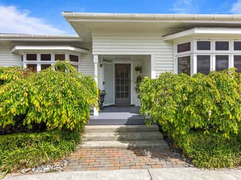  180 Hurndall Street West, Maungaturoto