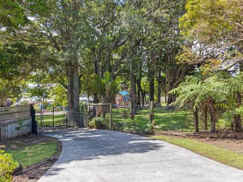  180 Hurndall Street West, Maungaturoto