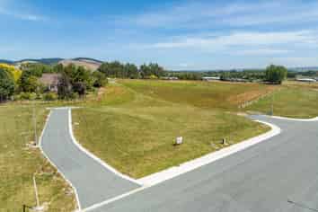 1/37 Springwell Subdivision, MILTON