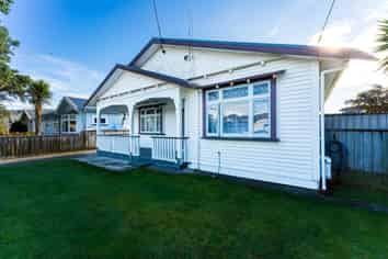 17 Graham Street, Petone
