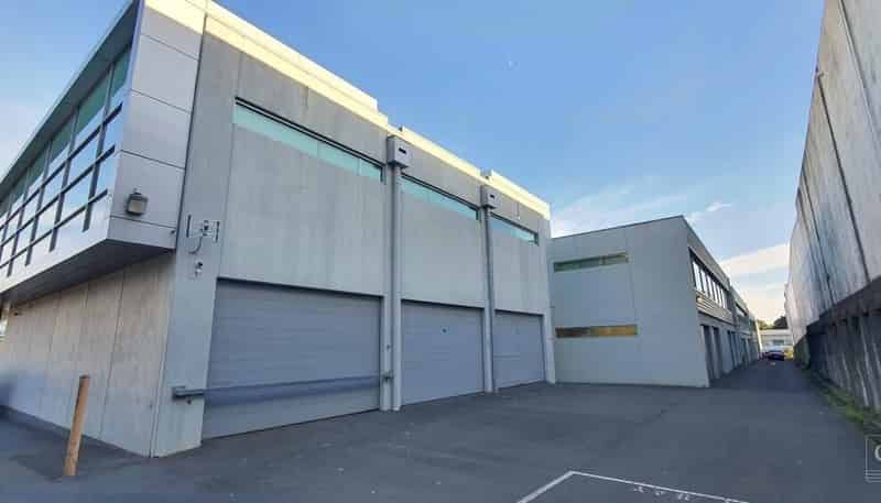 F2, 18 Triton Drive, Rosedale