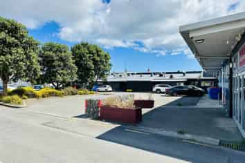 Prime hospitality & retail space for lease – Otaki