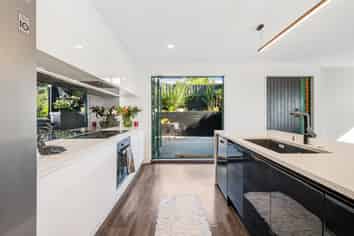 57 Duncansby Road, Stanmore Bay