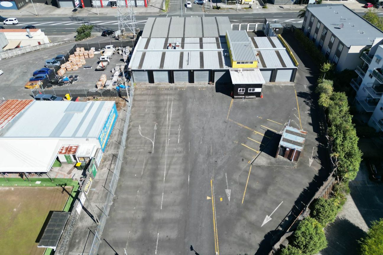 LARGE YARD PLUS WORKSHOP  FLEXIBLE TERMS - Vaade 3