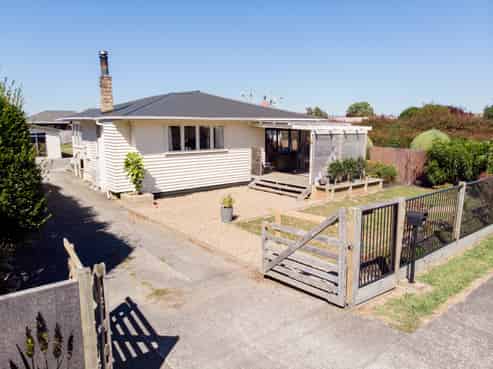 33 Hayward Road, Ngatea